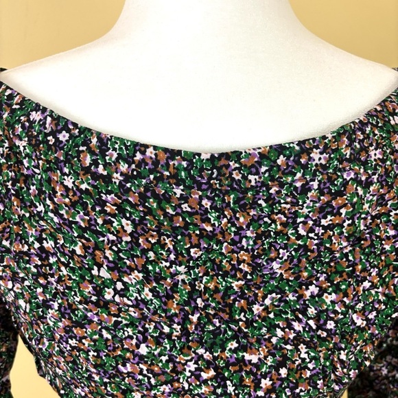 Astr Multicolor Floral Ruched Long Sleeve Sweetheart Neck Cropped Top (M) - - Picture 9 of 14